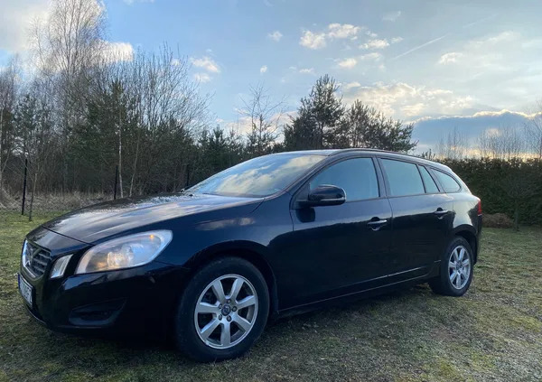 samochody osobowe Volvo V60 cena 28800 przebieg: 222000, rok produkcji 2013 z Siemiatycze